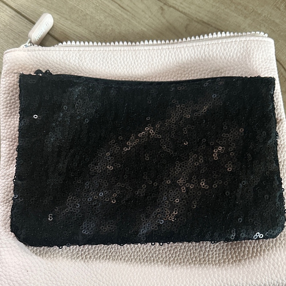 Ipsy Make-up Bags- Betty Boop - Picture 6 of 10